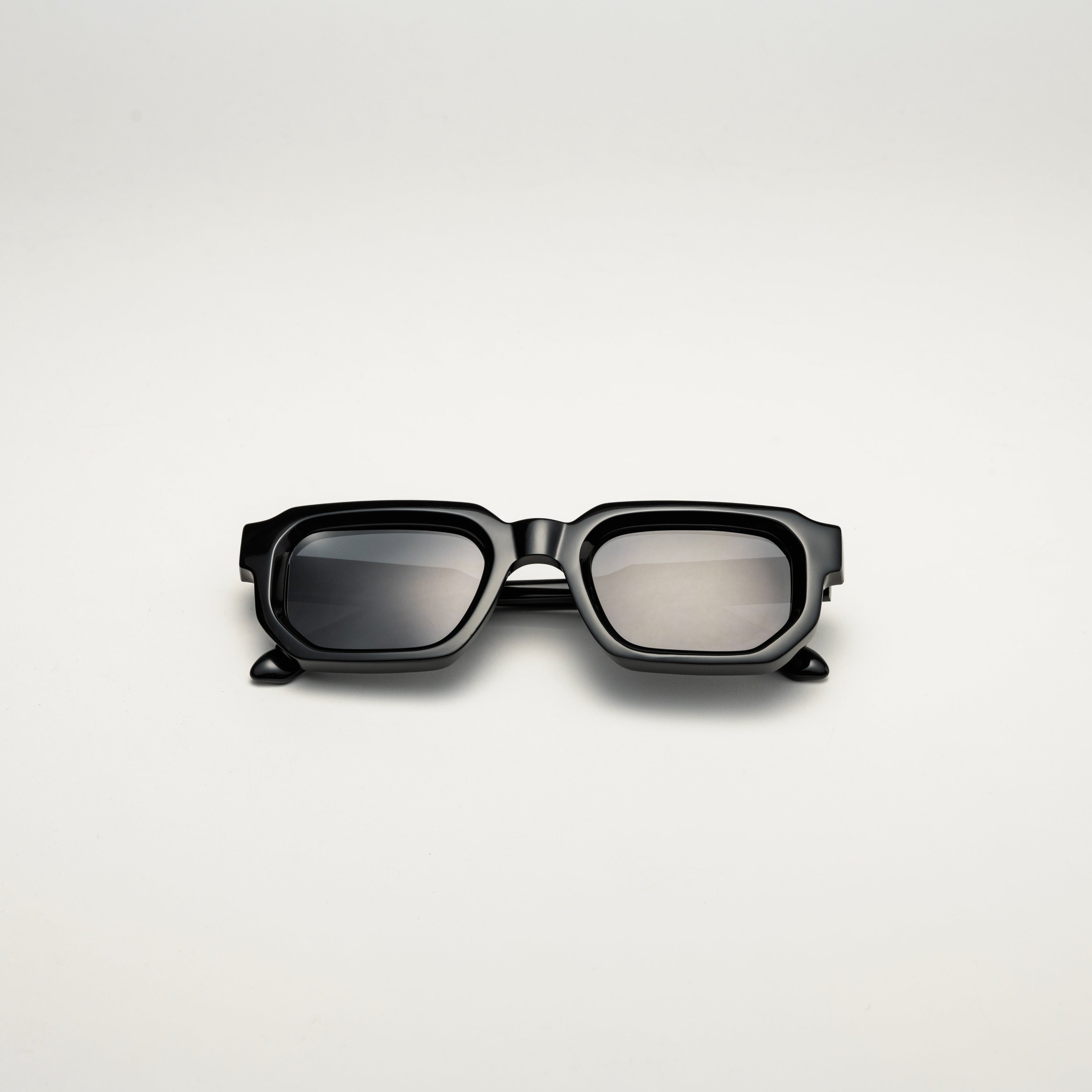 Mentum - Obsidian Black